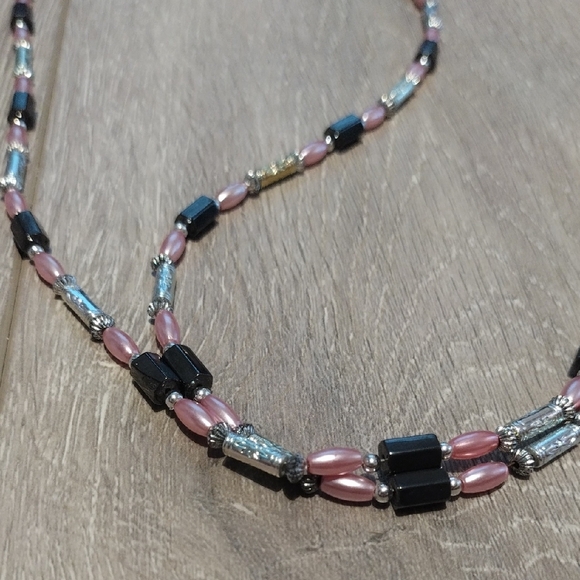 Magnetic Hematite Necklaces - Picture 4 of 9